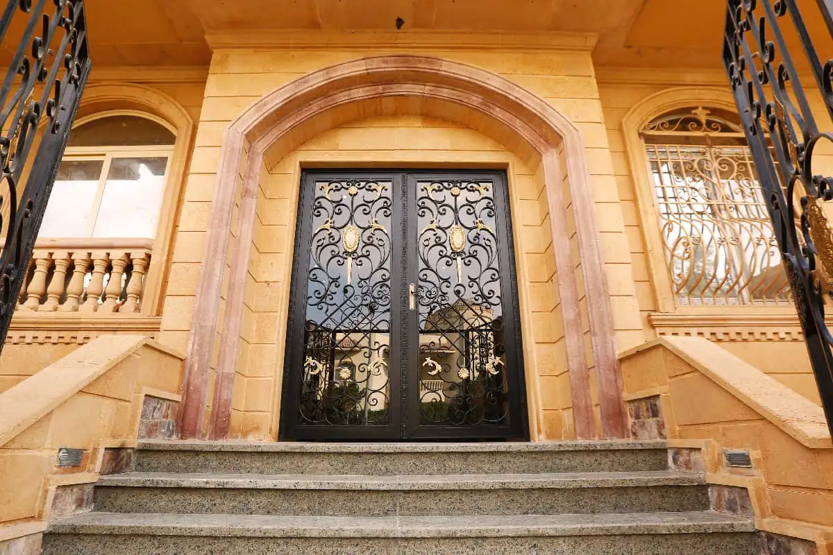 فيلا 125 - الحي الأول البوابة