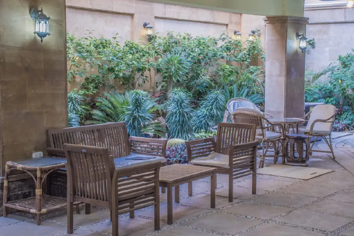 فيلا 163 - الشويفات الحديقة