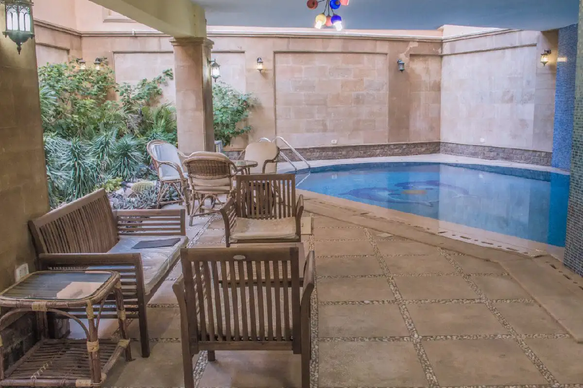 فيلا 163 - الشويفات حمام السباحة