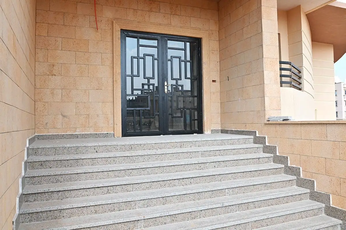 مشروع 131 - اللوتس الجديدة مدخل