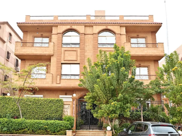 فيلا 220 – البنفسج 12 الواجهة