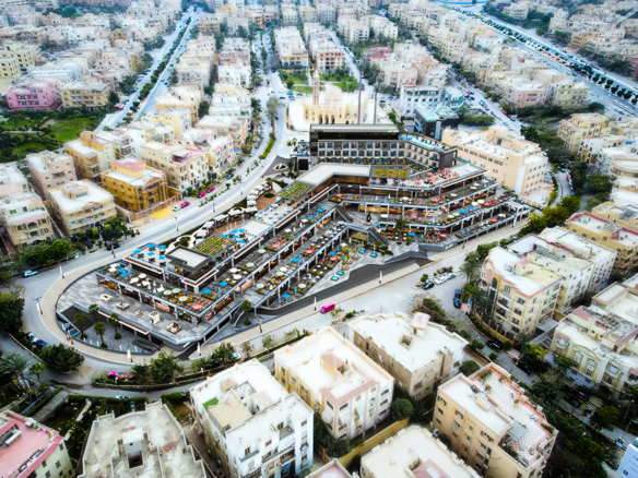 مشروع Ladera Hub مول تجاري في شارع التسعين الجنوبي